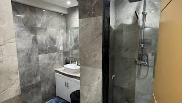 Hair dryer, towels