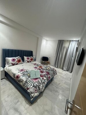 1 bedroom, WiFi, bed sheets - Specious Modren 1- Bedroom in Guliez Marrakech (Marrakech)