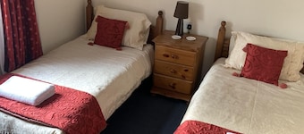 The Dog & Doublet Inn