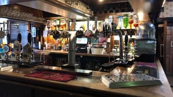 Bar (en la propiedad)