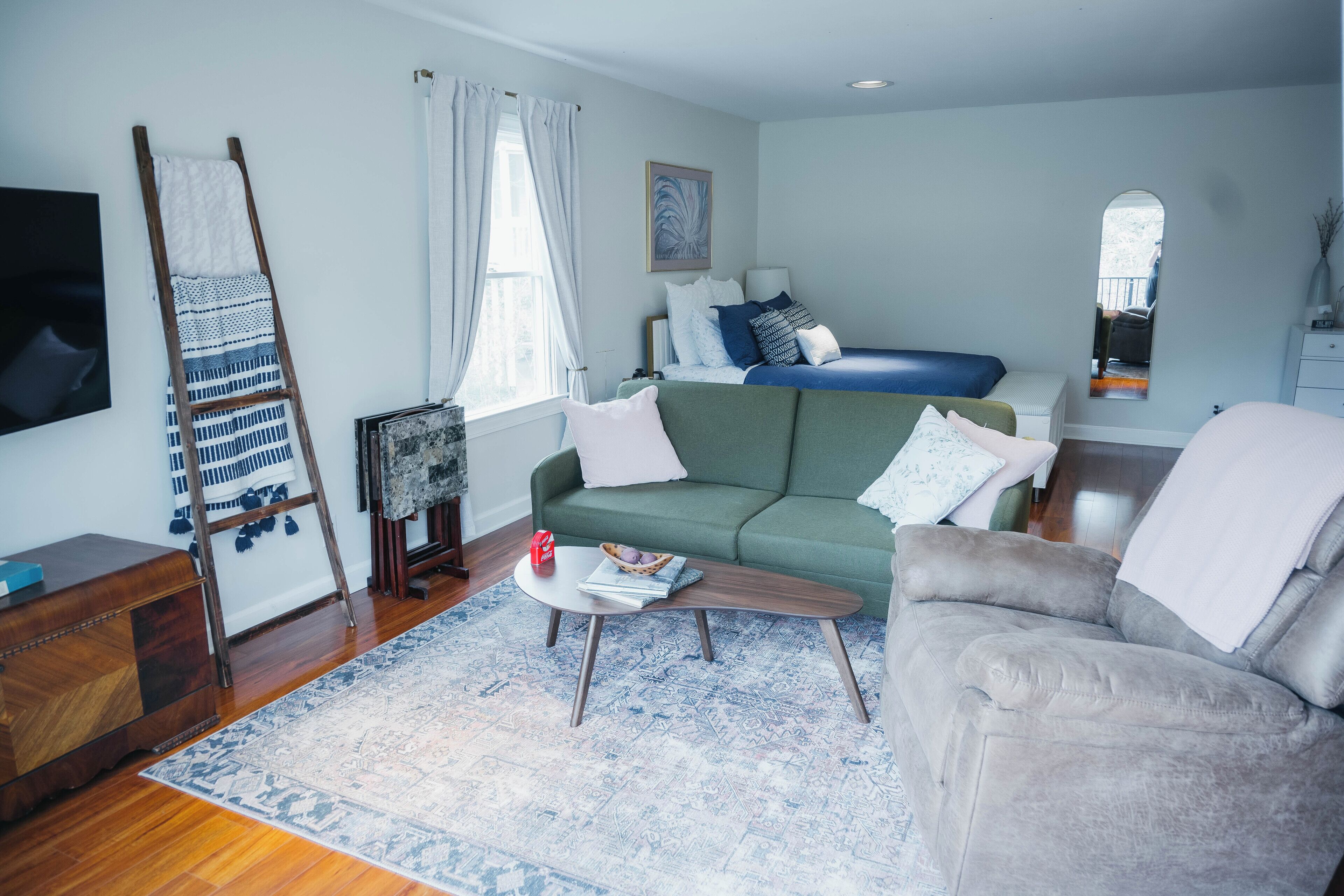 スマートテレビ、PC モニター