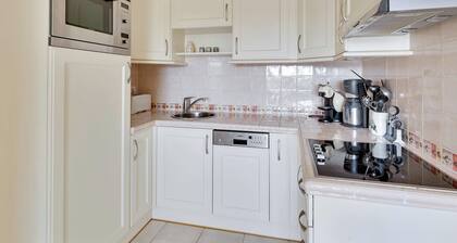 T3 in Mandelieu with Terrace, AC, Swimming Pool, Tennis - BENAKEY