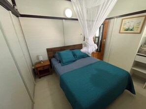 2 bedrooms, iron/ironing board, WiFi, bed sheets - Bungalow " Kaz Anthurium (Les Anses-d'Arlet)