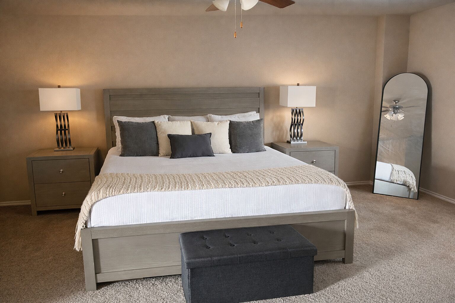 3 bedrooms, desk, iron/ironing board, free WiFi