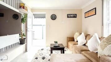 Luxury Apartment | Living area