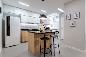 1 bedroom - Charming 9 Minutes From Botafogo Beach Mrf1307 (Rio de Janeiro)