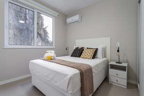 Apartment | 1 bedroom - Charming 9 Minutes From Botafogo Beach Mrf1307 (Rio de Janeiro)