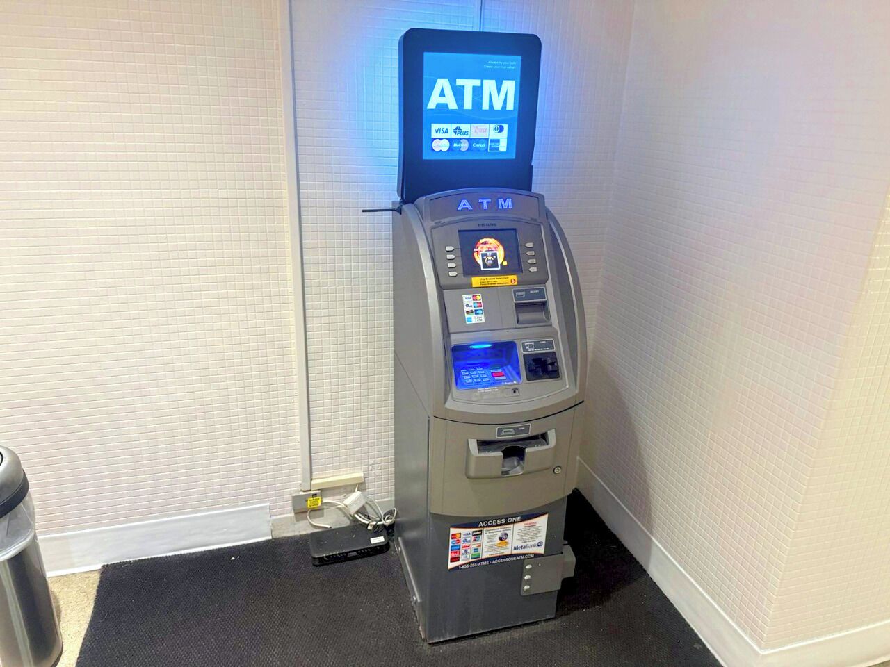 Cajero automático en la propiedad