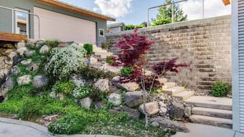 Jardines del alojamiento