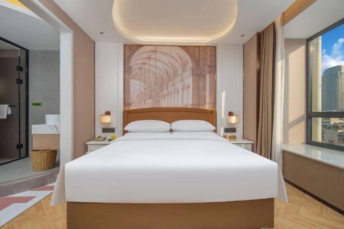 Skrivebord, skrivebord for bærbar PC, blendingsgardiner og lydisolert