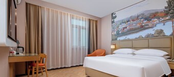 Vienna Hotel (Jinan Huayuan Road )