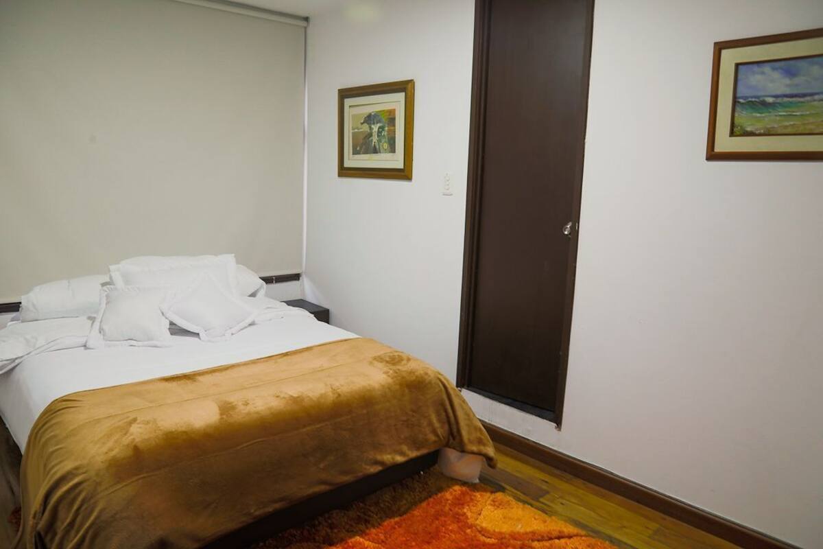 Classic Double Room, Garden View | Living area