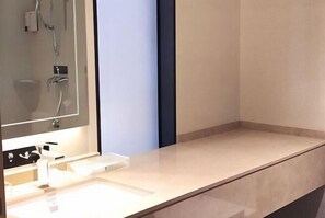 Bathroom - City Comfort Inn (Yunfu Yu'nan Ducheng) (Yunan)