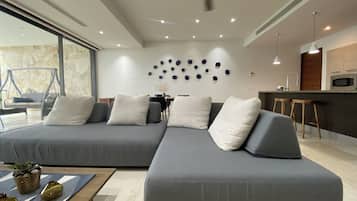 Luxury Apartment | Living area | Flat-screen TV, Netflix, streaming services