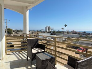 Deluxe-Studiosuite, Meerblick | Terrasse/Patio