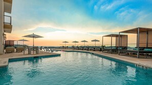 Outdoor pool - Hill Country Apartments by Landing (Spicewood)