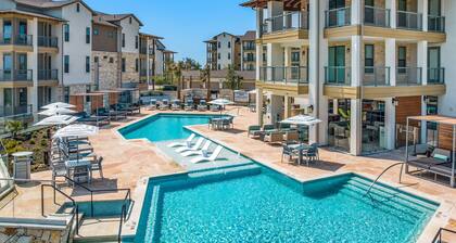 Hill Country Apartments by Landing