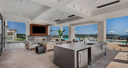 Hill Country Apartments by Landing