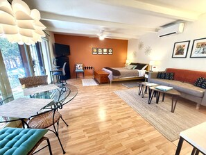 1 bedroom, desk, iron/ironing board, free WiFi