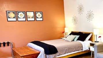 1 chambre, bureau, fer et planche à repasser, Wi-Fi gratuit