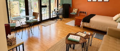 1 chambre, bureau, fer et planche Ă repasser, Wi-Fi gratuit