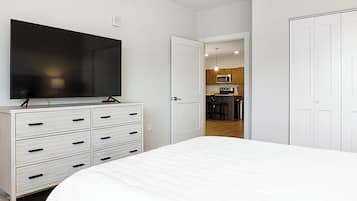 Apartamento, 1 quarto | 2 quartos, individualmente decorados, individualmente mobiliados