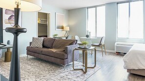 Studio - Landing Apartments Fort Wayne (Fort Wayne)