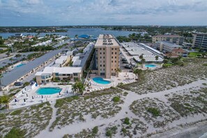 Exterior - Charming 2-bedroom condo in amazing Venice with AC, WiFi (Venice)