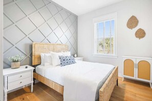 3 bedrooms, iron/ironing board, travel cot, free WiFi