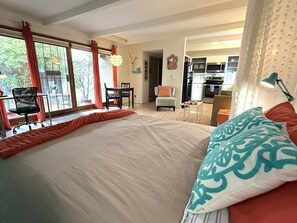 1 dormitorio, escritorio, tabla de planchar con plancha y wifi gratis