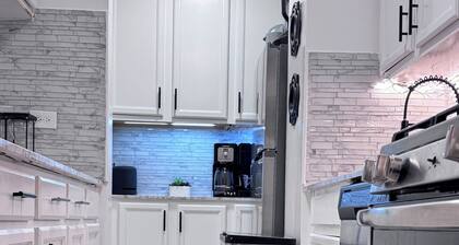 Luxury Spacious 4-bedroom apartment in Manhattan with Doorman