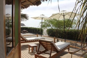 Bungalow, 1 kingsize-seng, strandutsikt | Wi-fi (inkludert)