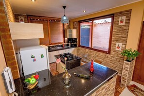 Stovetop, dishwasher, electric kettle, toaster