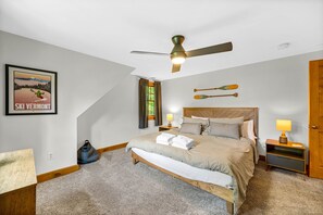 4 bedrooms, iron/ironing board, free WiFi, bed sheets