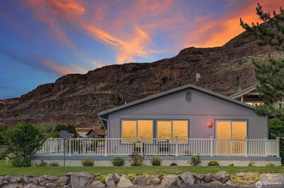Sunland Estates Oasis in Quincy - by the Gorge!