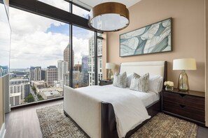 2 sovrum, skrivbord, strykjärn/strykbräda och gratis wi-fi