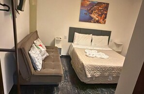 Habitación ejecutiva con 2 camas individuales | Caja fuerte, cortinas opacas, ropa de cama