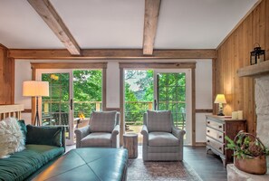TV connectée, cheminée