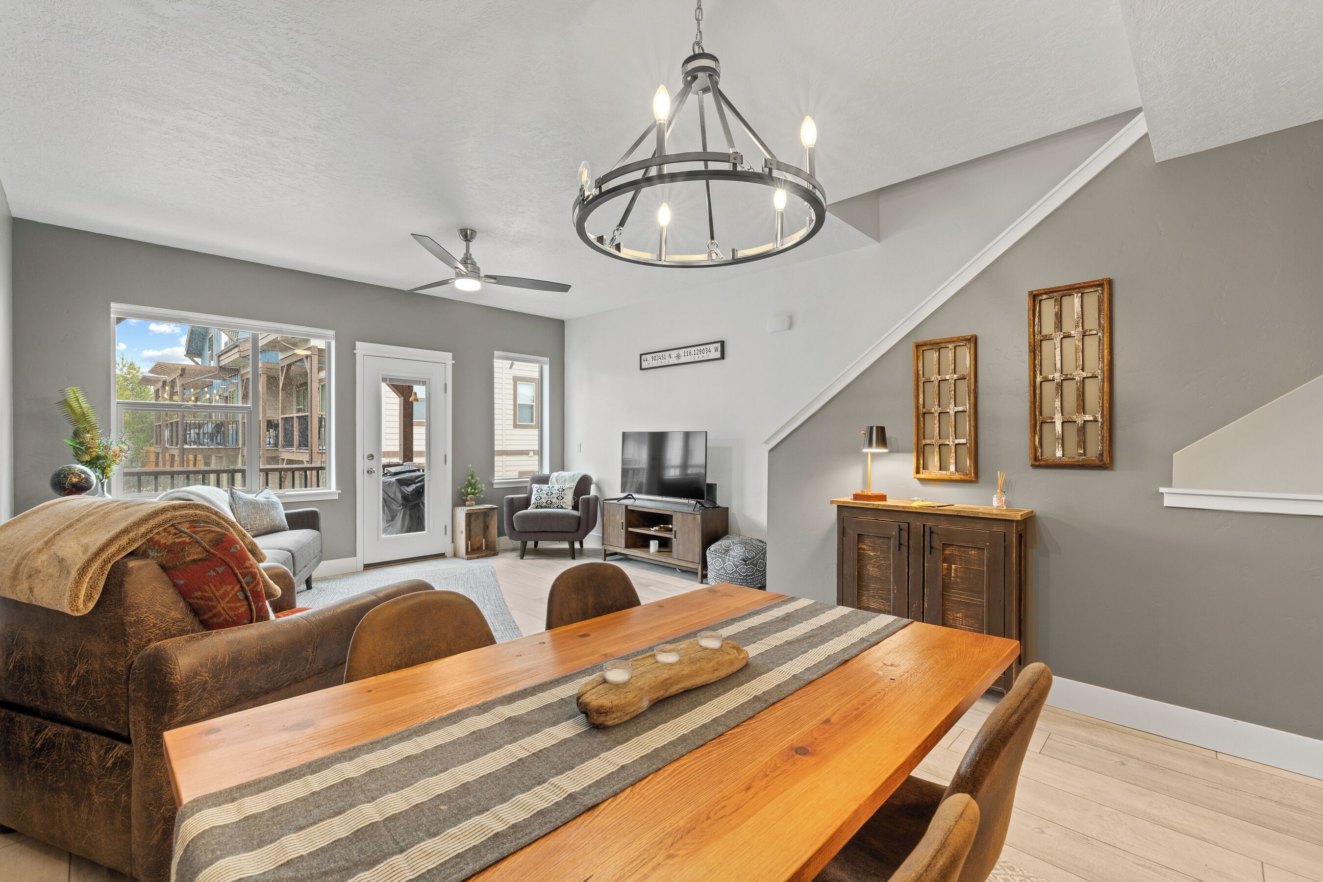 Älytelevisio, kirjoja