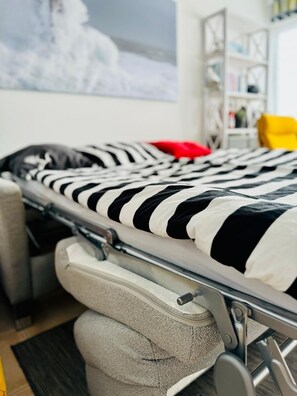 Uklassifisert bilde, 2 av 16, knapp