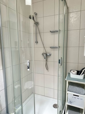 Dusche, Haartrockner