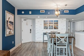 Dining - Beautifully Renovated 2 Bedroom Condo- Stunning Views- Caribbean 2002 (Myrtle Beach)