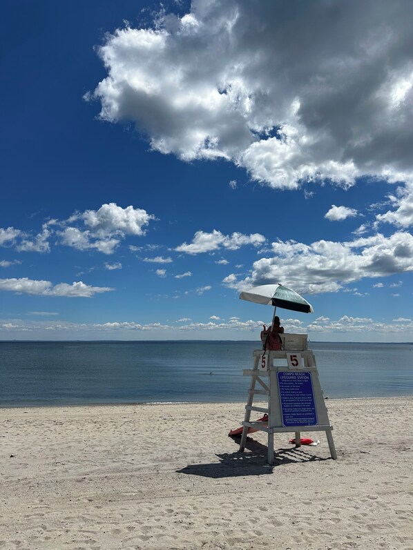 Beach - Cozy Westport Beachfront Retreat (westport)