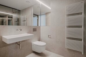 Hair dryer, towels