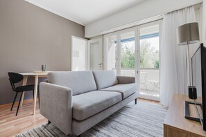 Télévision, chaîne hi-fi