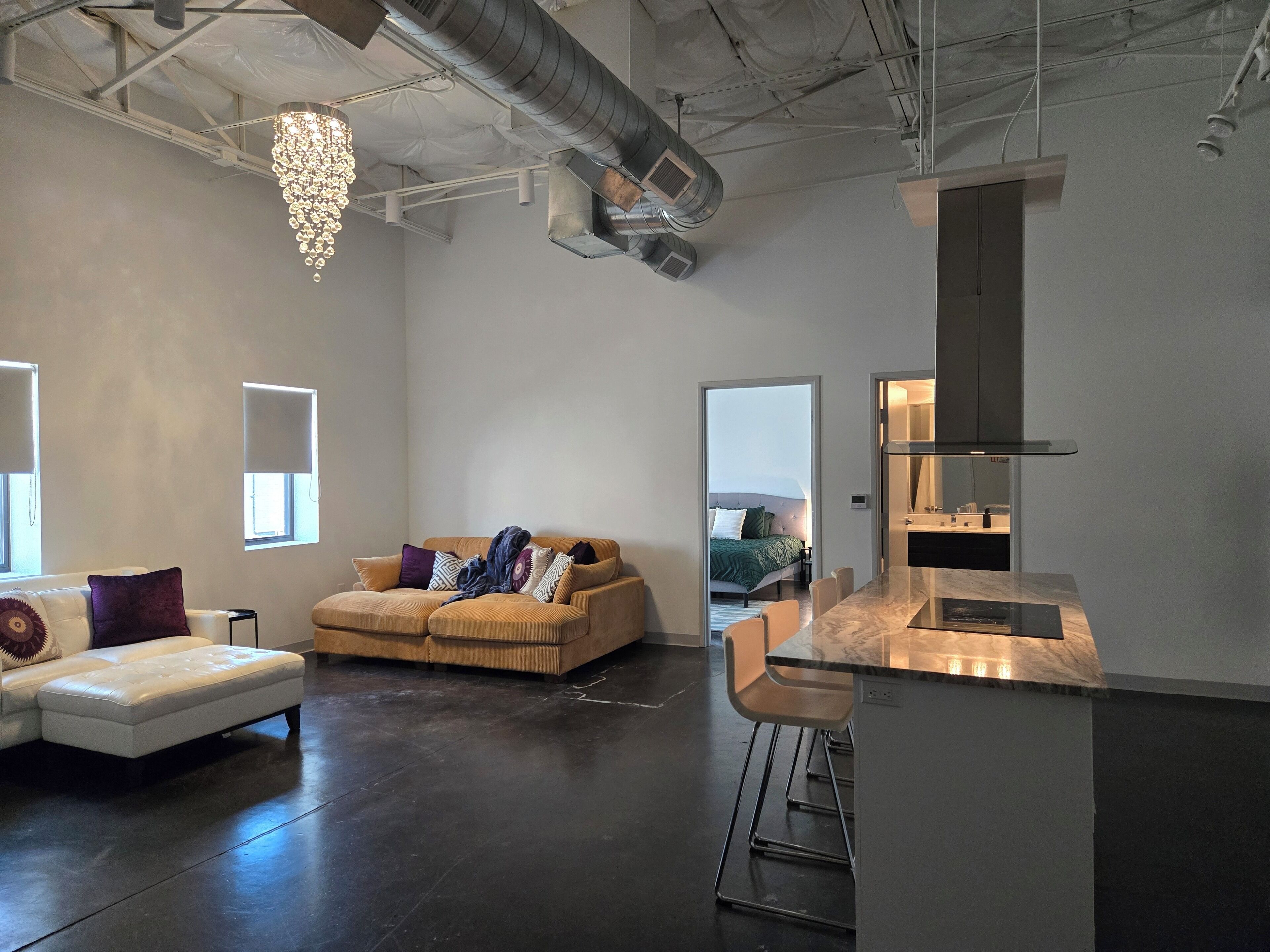 Legacy Hi-Fi Studios Apartment - 2 bedrooms in the Design District 