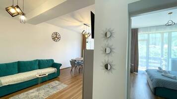 2 chambres, fer et planche à repasser, Wi-Fi gratuit, draps fournis