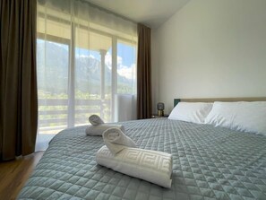 2 chambres, fer et planche à repasser, Wi-Fi gratuit, draps fournis