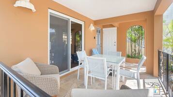 Comfort Apartment | Terrace/patio