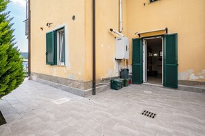 Exterior - GuestHost - Casa Namestè 5Terre Holiday Apt x3 (Brugnato)